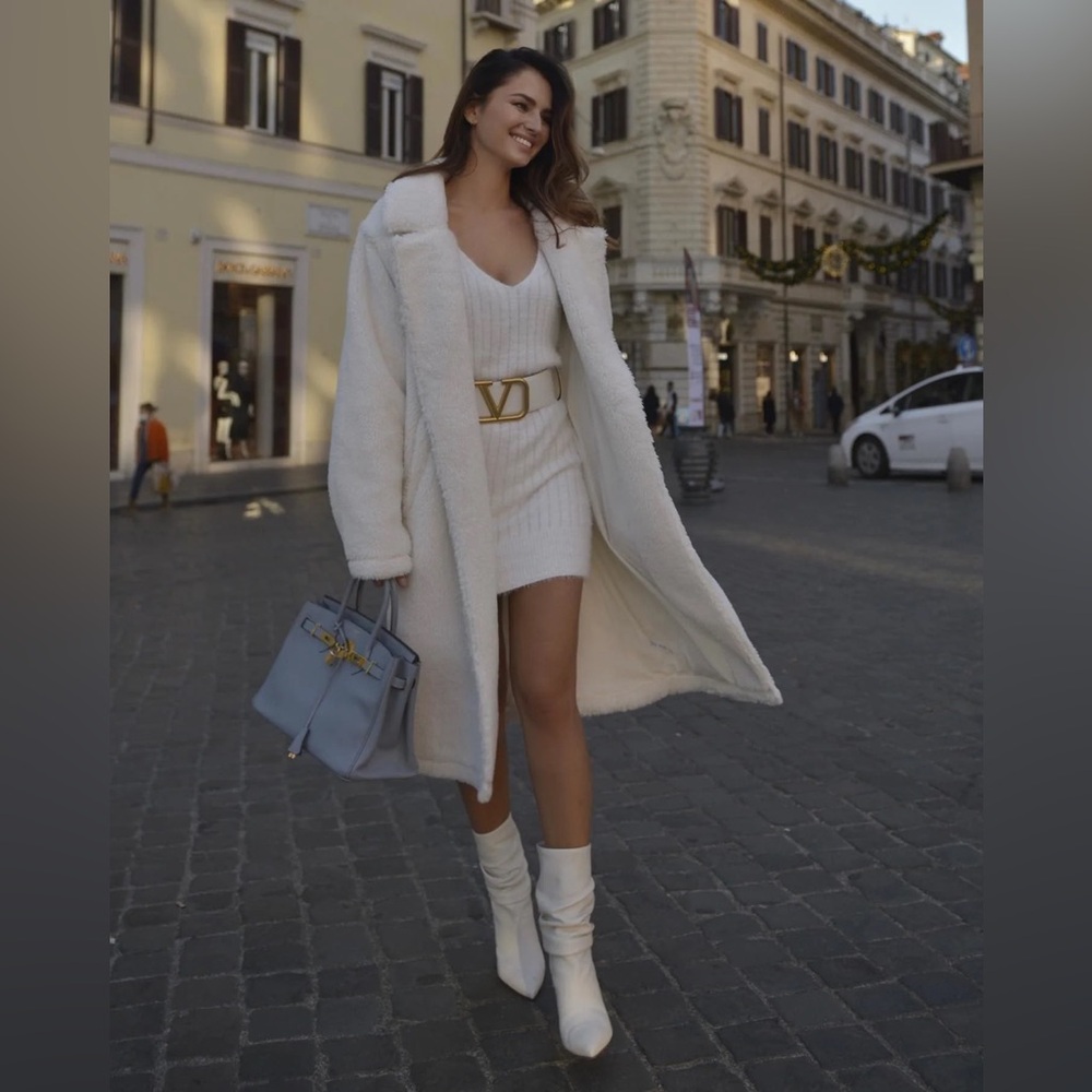 ALO Yoga Long Cream Teddy Trench Coat